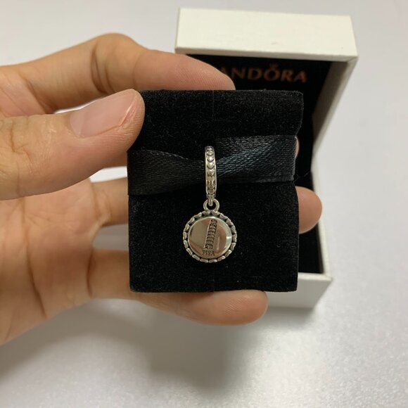 Pandora Tower of Pisa Charm - Picture 1 of 4